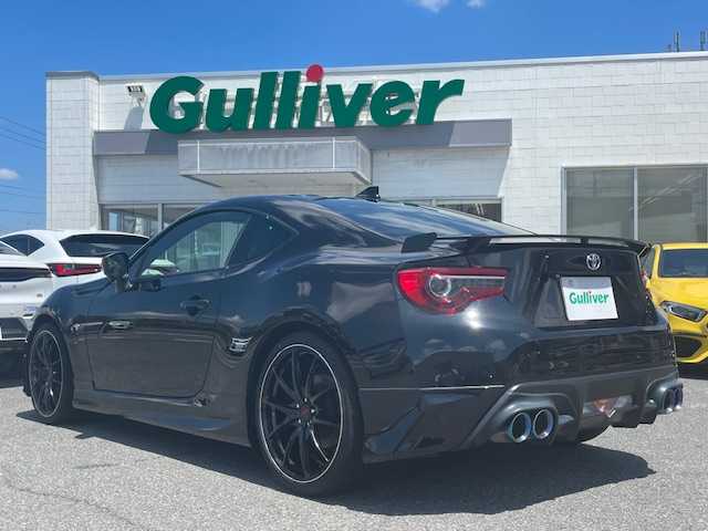 トヨタ ８６ GT リミテッド 三重県 2016(平28)年 4.5万km クリスタルブラックシリカ 後期型/モデリスタエアロ/225/35R19インチRAYSアルミホイール/GReddyマフラー/社外SDナビ/フルセグTV/【CD/DVD/SD/Bluetooth】/バックカメラ/ETC/パドルシフト/クルーズコントロール/ハーフレザーシート/D/N席シートヒーター/オートライト/LEDヘッドランプ/LEDフロントフォグランプ/プッシュスタート/スマートキー/スペアキー/純正フロアマット