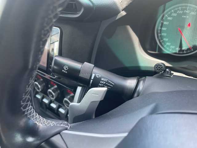トヨタ ８６ GT リミテッド 三重県 2016(平28)年 4.5万km クリスタルブラックシリカ 後期型/モデリスタエアロ/225/35R19インチRAYSアルミホイール/GReddyマフラー/社外SDナビ/フルセグTV/【CD/DVD/SD/Bluetooth】/バックカメラ/ETC/パドルシフト/クルーズコントロール/ハーフレザーシート/D/N席シートヒーター/オートライト/LEDヘッドランプ/LEDフロントフォグランプ/プッシュスタート/スマートキー/スペアキー/純正フロアマット