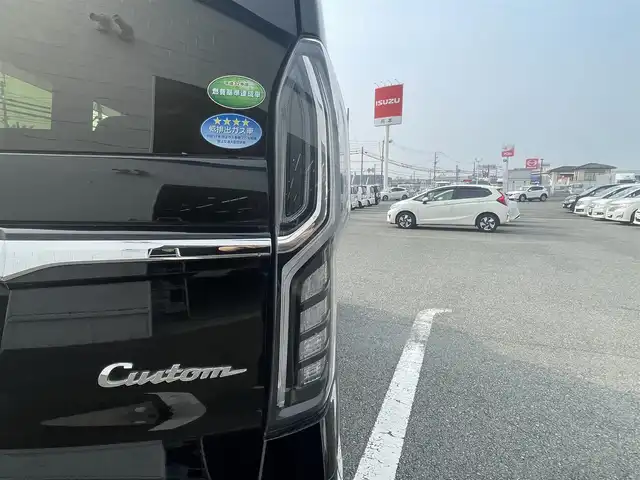 ホンダ Ｎ ＢＯＸ G L ターボ ホンダセンシング 熊本県 2018(平30)年 10.1万km クリスタルブラックパール (株)IDOMが運営する【じしゃロン熊本店】の自社ローン専用車両になります。こちらは現金またはオートローンご利用時の価格です。自社ローンご希望の方は別途その旨お申付け下さい　/Carrozzeria製8インチSDナビ【AVIC-RL901】/　（フルセグTV・Bluetooth・DVD・AM/FM）/バックカメラ/Yupiteru製レーダー探知機【GWR303ｓｄ】/前後ドライブレコーダー/ビルトインＥＴＣ/ステアリングスイッチ/クルーズコントロール/コーナーセンサー/衝突軽減ブレーキ/横滑り防止装置/レーンアシスト/オートライト/両側パワースライドドア/パドルシフト/電動格納ウィンカーミラー/ドアバイザー/ISOFIX/カーテンエアバック/純正フロアマット/純正LEDヘッドライト/純正15インチアルミホイール