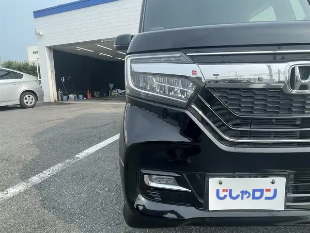 ホンダ Ｎ ＢＯＸ G L ターボ ホンダセンシング 熊本県 2018(平30)年 10.1万km クリスタルブラックパール (株)IDOMが運営する【じしゃロン熊本店】の自社ローン専用車両になります。こちらは現金またはオートローンご利用時の価格です。自社ローンご希望の方は別途その旨お申付け下さい　/Carrozzeria製8インチSDナビ【AVIC-RL901】/　（フルセグTV・Bluetooth・DVD・AM/FM）/バックカメラ/Yupiteru製レーダー探知機【GWR303ｓｄ】/前後ドライブレコーダー/ビルトインＥＴＣ/ステアリングスイッチ/クルーズコントロール/コーナーセンサー/衝突軽減ブレーキ/横滑り防止装置/レーンアシスト/オートライト/両側パワースライドドア/パドルシフト/電動格納ウィンカーミラー/ドアバイザー/ISOFIX/カーテンエアバック/純正フロアマット/純正LEDヘッドライト/純正15インチアルミホイール