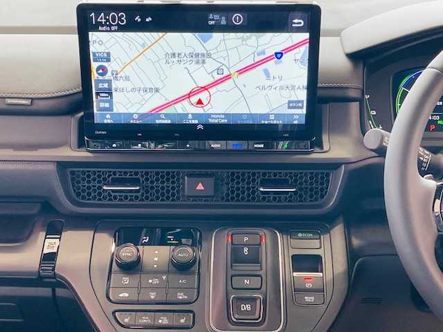 ホンダ ステップワゴン スパーダ eHEV 埼玉県 2025(令7)年 0.1千km クリスタルブラックパール ホンダセンシング/純正11インチSDナビ/　　CD/DVD/BT/フルセグ/バックカメラ/両側パワースライドドア/パワーバックドア/レーダークルーズコントロール/LEDオートライト/ハーフレザーシート/シートヒーター/純正16インチアルミホイール/ステアリングスイッチ/アイドリングストップ/USBポート/スマートキー2本/禁煙車