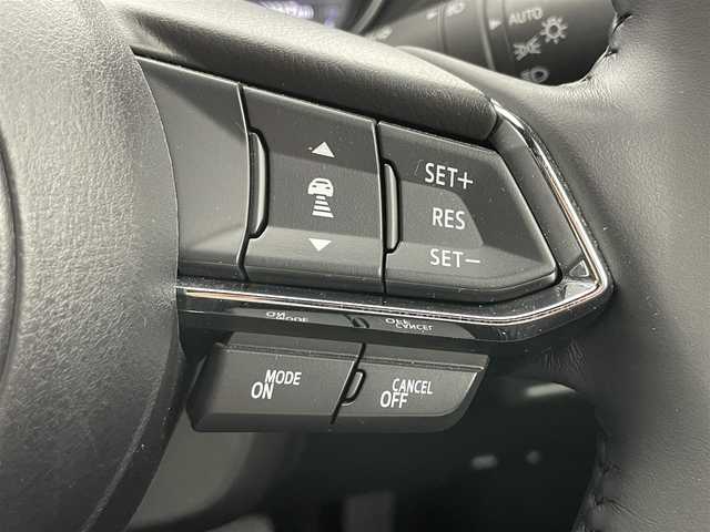 マツダ ＣＸ－８ XD スマートエディション 岡山県 2022(令4)年 3.4万km スノーフレイクホワイトパールマイカ 純正10.25インチナビ/・FM/AM/Bluetooth/フルセグ/CarPlay/360°カメラ/フリップダウンモニター/シートヒーター/ステアリングヒーター/置くだけ充電/スマートシティブレーキサポート/・マツダレーダークルーズコントロール/・レーンキープアシストシステム/・コーナーセンサー/・BSM/ETC/ヘッドアップディスプレイ/オートブレーキホールド/純正19インチアルミホイール/純正フロアマット/後席サンシェード/ウインカーミラー/ドアバイザー