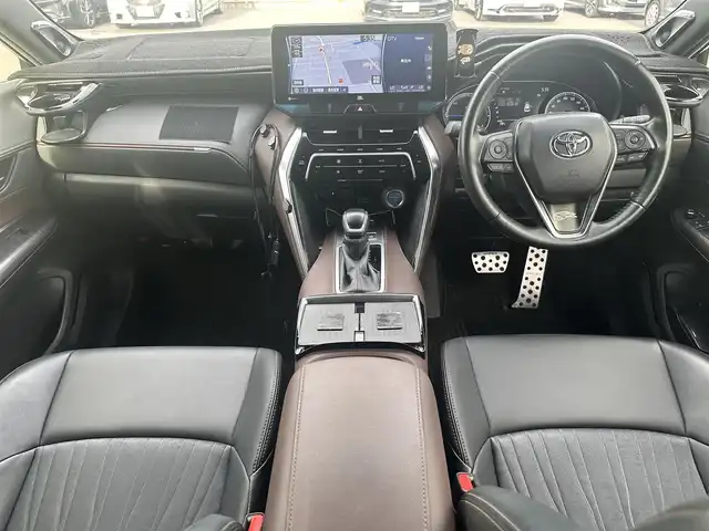 トヨタ ハリアー ハイブリッド Z 岡山県 2020(令2)年 8.1万km ホワイトパールクリスタルシャイン 登録時走行距離80210km/ワンオーナー/ガナドール製マフラー/JBLスピーカー/純正12.3インチナビ/フルセグTV/（FM.AM.TV.BT.USB）/トヨタセーフティセンス/・プリクラッシュセーフティ/・レーダークルーズコントロール/・オートマチックハイビーム/・ロードサインアシスト/バックカメラ/デジタルインナーミラー/ETC2.0/前後ドライブレコーダー/オートワイパー/横滑り防止装置/D席パワーシート/ハーフレザーシート/純正フロアマット/純正19インチAW