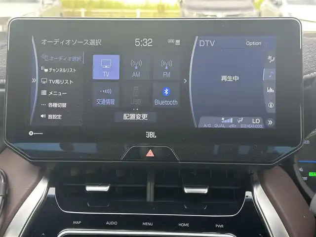 トヨタ ハリアー ハイブリッド Z 岡山県 2020(令2)年 8.1万km ホワイトパールクリスタルシャイン 登録時走行距離80210km/ワンオーナー/ガナドール製マフラー/JBLスピーカー/純正12.3インチナビ/フルセグTV/（FM.AM.TV.BT.USB）/トヨタセーフティセンス/・プリクラッシュセーフティ/・レーダークルーズコントロール/・オートマチックハイビーム/・ロードサインアシスト/バックカメラ/デジタルインナーミラー/ETC2.0/前後ドライブレコーダー/オートワイパー/横滑り防止装置/D席パワーシート/ハーフレザーシート/純正フロアマット/純正19インチAW