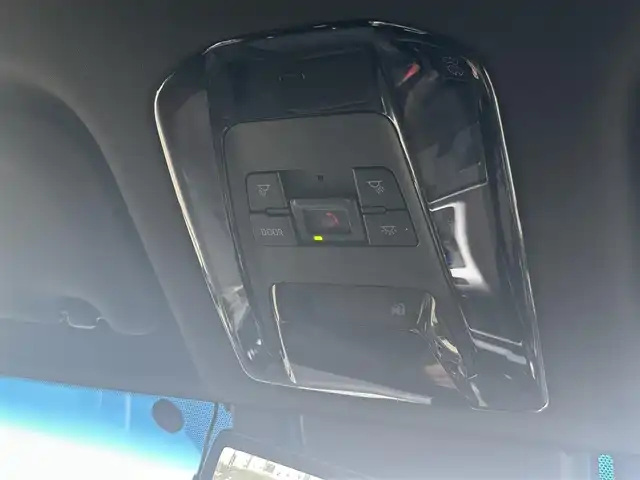 トヨタ ハリアー ハイブリッド Z 岡山県 2020(令2)年 8.1万km ホワイトパールクリスタルシャイン 登録時走行距離80210km/ワンオーナー/ガナドール製マフラー/JBLスピーカー/純正12.3インチナビ/フルセグTV/（FM.AM.TV.BT.USB）/トヨタセーフティセンス/・プリクラッシュセーフティ/・レーダークルーズコントロール/・オートマチックハイビーム/・ロードサインアシスト/バックカメラ/デジタルインナーミラー/ETC2.0/前後ドライブレコーダー/オートワイパー/横滑り防止装置/D席パワーシート/ハーフレザーシート/純正フロアマット/純正19インチAW