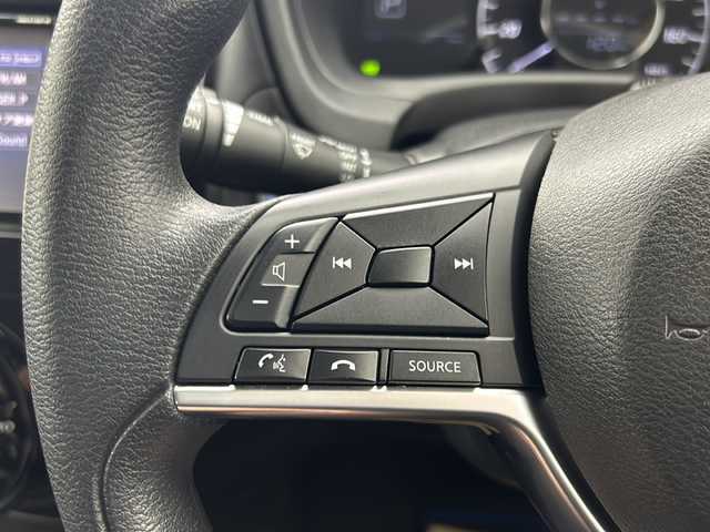 日産 ノート e－パワー X 宮城県 2018(平30)年 4万km シャイニングブルー 純正ナビ:MM318D-W/フルセグTV/Bluetooth/CD/DVD/AM/FM/全方位カメラ/デジタルインナーミラー/前方ドライブレコーダー/衝突被害軽減システム/横滑り防止装置/レーンキープアシスト/カーテンエアバッグ/前後コーナーセンサー/純正15インチAW/ETC/純正フロアマット/オートライト/プッシュスタート/電動格納ドアミラー/ドアバイザー