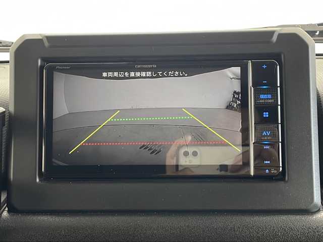 スズキ ジムニー シエラ JC 秋田県 2024(令6)年 1万km ミディアムグレー 4WD/社外メモリナビ　/フルセグTV/CD/DVD/BT　/バックカメラ　/衝突軽減ブレーキ　/クルーズコントロール　/前席シートヒーター　/ＥＴＣ　/前方ドライブレコーダー　/ＬＥＤヘッドライト　/ローダウン　/純正足回り車載　/オートライト　/アイドリングストップ/スマートキー/純正フロアマット/社外アルミホイール