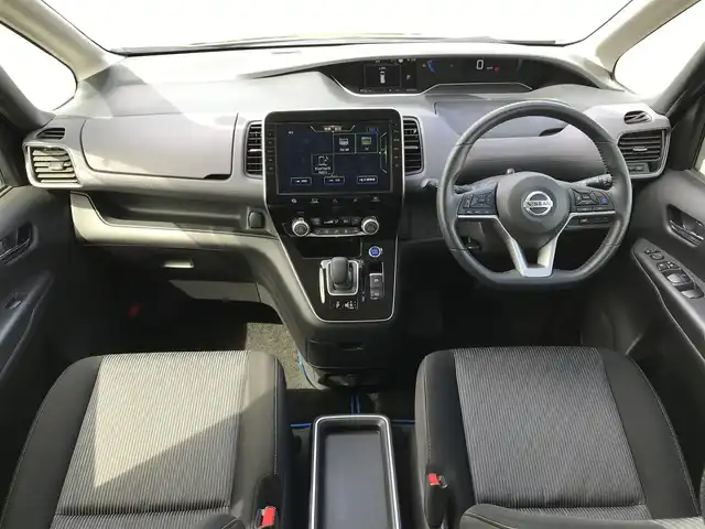 日産 セレナ e－パワー ハイウェイスター V 鳥取県 2020(令2)年 3.5万km ダイヤモンドブラック 純正10インチナビ/フルセグ/CD/DVD/BT/アラウンドビューモニター/純正フリップダウンモニター/ドライブレコーダー・ETC/プロパイロット/エマージェンシーブレーキ/ブラインドスポットモニター/両側パワースライドドア/電動パーキングブレーキ/LEDヘットライト/純正16インチアルミホイール/プッシュエンジンスタート/スマートキー×２