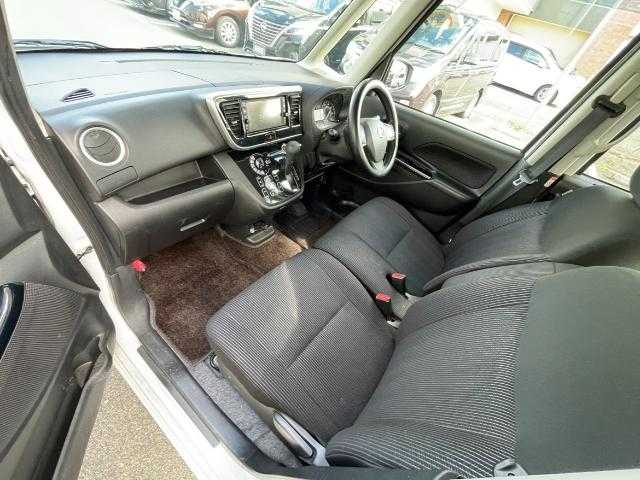 日産 デイズ ルークス ハイウェイスターX 岩手県 2017(平29)年 4.1万km ホワイトパール 純正ナビ　Ｂｌｕｅｔｏｏｔｈ／ＣＤ／ＤＶＤ／フルセグＴＶ　/バックカメラ　/全方位カメラ　/４ＷＤ/前方ドライブレコーダー　/運転席シートヒーター　/片側パワースライドドア/フルフラットシート