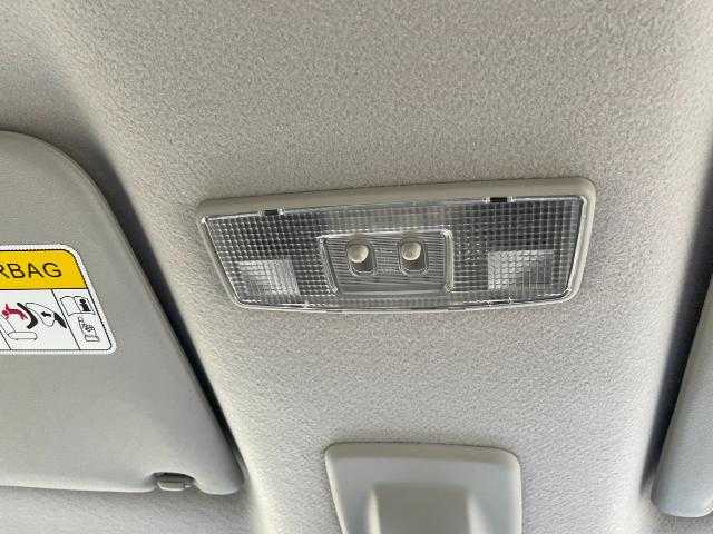 日産 デイズ ルークス ハイウェイスターX 岩手県 2017(平29)年 4.1万km ホワイトパール 純正ナビ　Ｂｌｕｅｔｏｏｔｈ／ＣＤ／ＤＶＤ／フルセグＴＶ　/バックカメラ　/全方位カメラ　/４ＷＤ/前方ドライブレコーダー　/運転席シートヒーター　/片側パワースライドドア/フルフラットシート