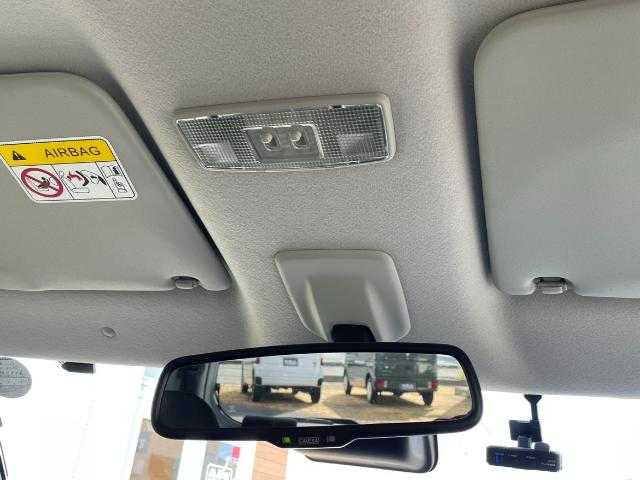 日産 デイズ ルークス ハイウェイスターX 岩手県 2017(平29)年 4.1万km ホワイトパール 純正ナビ　Ｂｌｕｅｔｏｏｔｈ／ＣＤ／ＤＶＤ／フルセグＴＶ　/バックカメラ　/全方位カメラ　/４ＷＤ/前方ドライブレコーダー　/運転席シートヒーター　/片側パワースライドドア/フルフラットシート