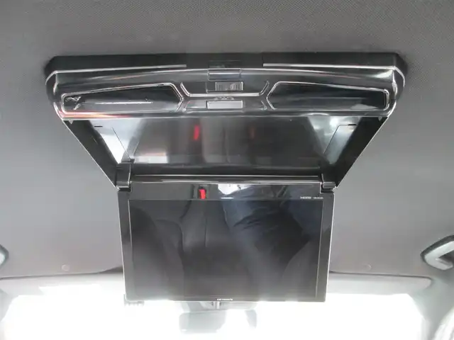 メルセデス・ベンツ Ｍ・ベンツ ＧＬＢ１８０ 千葉県 2022(令4)年 2.3万km ポーラホワイト ワンオーナー/純正ナビ【フルセグTV/BT/USB】/360°カメラシステム/社外11.6型後席モニター(TVM-FW1100)/LEDヘッドライト/レーダーセーフティパッケージ/レーダークルーズコントロール/レーンキープアシスト/ブラインドスポットアシスト/前後コーナーセンサー/前席メモリ機能付きパワーシート/前席シートヒーター/純正前後ドライブレコーダー/ビルトインETC2.0/スペアキー/取扱説明書/新車時保証書