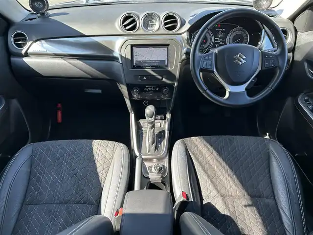 スズキ エスクード 1600 群馬県 2022(令4)年 6.4万km ギャラクティックグレーメタリック ４WD/ワンオーナー/メモリナビ/Bluetooth/フルセグテレビ/シートヒーター/クルーズコントロール/衝突軽減防止システム/横滑り防止システム/ETC/プッシュスタート/純正17インチアルミホイール