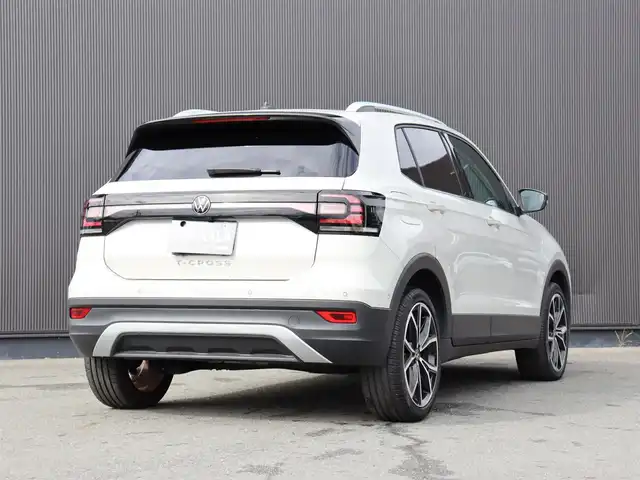 フォルクスワーゲン ＶＷ Ｔ－クロス TSI スタイル 静岡県 2022(令4)年 1.6万km ベージュ セーフティパッケージ/・衝突軽減ブレーキ/・BSM/・LKA/・パーキングアシスト/・ハイビームアシスト/半革シート/バーチャルコックピット/ドラレコ/純正ナビ/フルセグTV/Apple Carplay/ワイヤレス充電/ACC/パドルシフト
