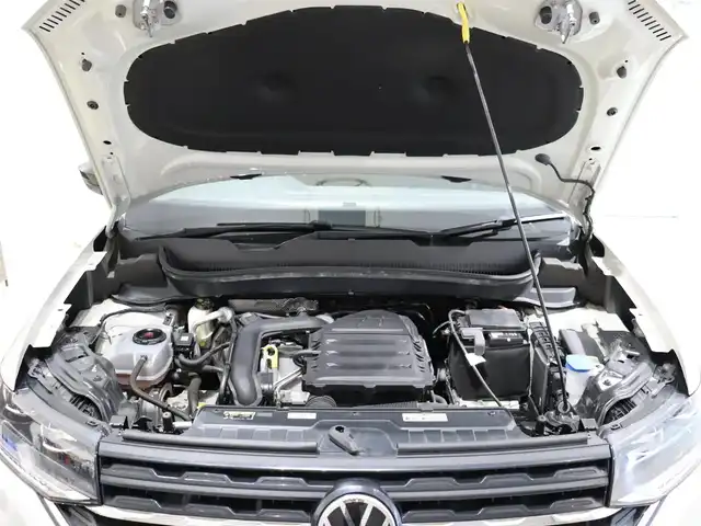 フォルクスワーゲン ＶＷ Ｔ－クロス TSI スタイル 静岡県 2022(令4)年 1.6万km ベージュ セーフティパッケージ/・衝突軽減ブレーキ/・BSM/・LKA/・パーキングアシスト/・ハイビームアシスト/半革シート/バーチャルコックピット/ドラレコ/純正ナビ/フルセグTV/Apple Carplay/ワイヤレス充電/ACC/パドルシフト