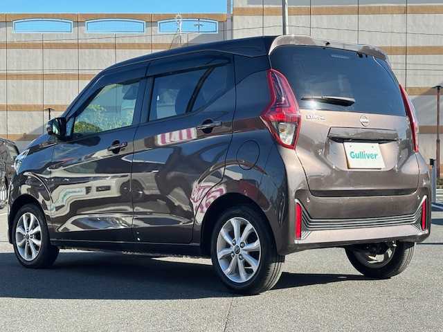 日産 デイズ X 宮城県 2024(令6)年 0.2万km ゴールドM 登録時走行距離1627km/純正９インチSDナビ/フルセグTV/Bluetooth/FM/AM/プッシュスタート/スマートキー/全方位カメラ/純正フロアマット/ステアリングリモコン/コーナーセンサー/純正アルミホイール/衝突軽減ブレーキ/オートライト