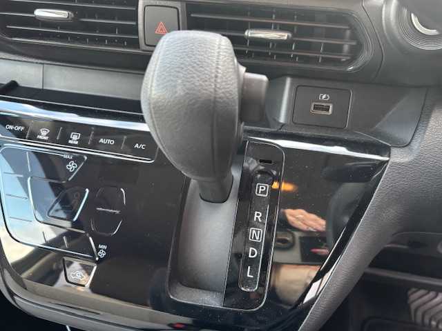 日産 デイズ X 宮城県 2024(令6)年 0.2万km ゴールドM 登録時走行距離1627km/純正９インチSDナビ/フルセグTV/Bluetooth/FM/AM/プッシュスタート/スマートキー/全方位カメラ/純正フロアマット/ステアリングリモコン/コーナーセンサー/純正アルミホイール/衝突軽減ブレーキ/オートライト