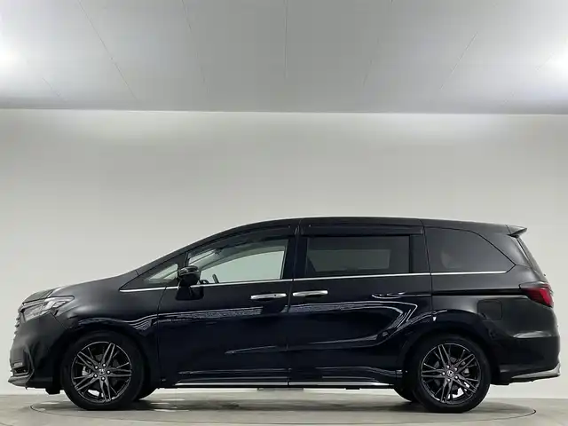 ホンダ オデッセイ ハイブリッド e:HEVアブソルート EX 埼玉県 2021(令3)年 3.9万km プレミアムスパークルブラックパール 禁煙車　純正9型ナビ　HDMI　後席モニター　BSM　両側パワースライドドア　ETC　ドライブレコーダー　バックカメラ　電動リアゲート　レーンキープアシスト　レーダークルーズコントロール　