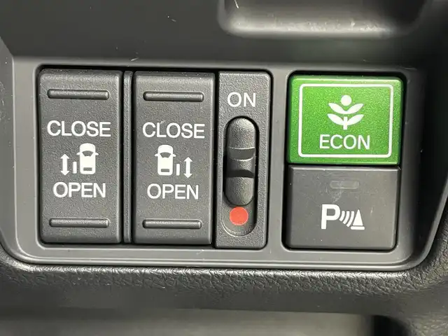 ホンダ オデッセイ ハイブリッド e:HEVアブソルート EX 埼玉県 2021(令3)年 3.9万km プレミアムスパークルブラックパール 禁煙車　純正9型ナビ　HDMI　後席モニター　BSM　両側パワースライドドア　ETC　ドライブレコーダー　バックカメラ　電動リアゲート　レーンキープアシスト　レーダークルーズコントロール　