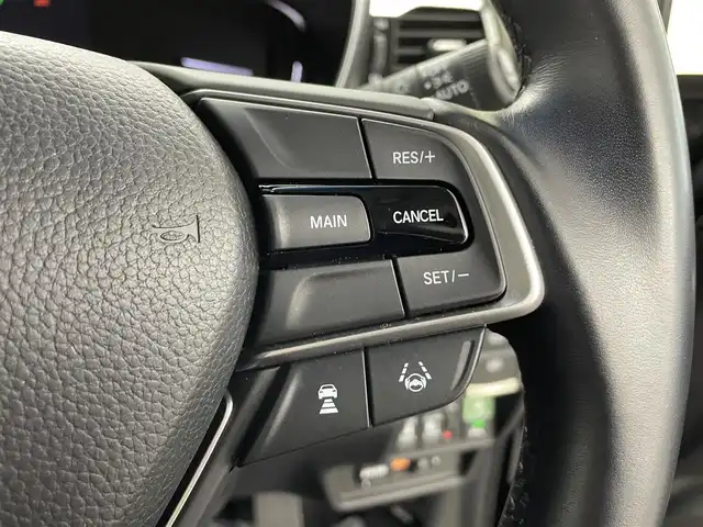 ホンダ オデッセイ ハイブリッド e:HEVアブソルート EX 埼玉県 2021(令3)年 3.9万km プレミアムスパークルブラックパール 禁煙車　純正9型ナビ　HDMI　後席モニター　BSM　両側パワースライドドア　ETC　ドライブレコーダー　バックカメラ　電動リアゲート　レーンキープアシスト　レーダークルーズコントロール　