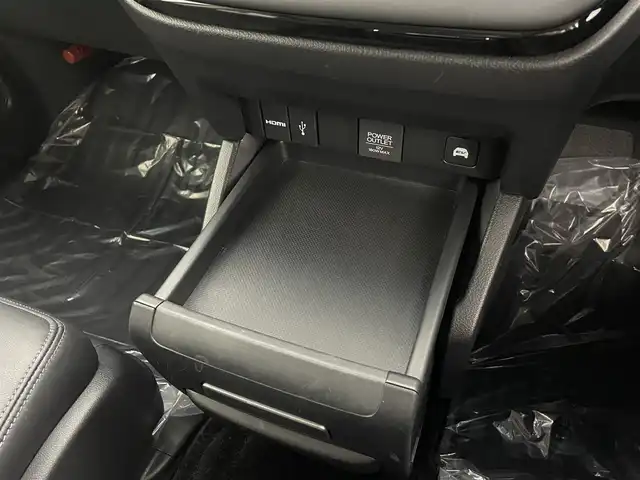 ホンダ オデッセイ ハイブリッド e:HEVアブソルート EX 埼玉県 2021(令3)年 3.9万km プレミアムスパークルブラックパール 禁煙車　純正9型ナビ　HDMI　後席モニター　BSM　両側パワースライドドア　ETC　ドライブレコーダー　バックカメラ　電動リアゲート　レーンキープアシスト　レーダークルーズコントロール　