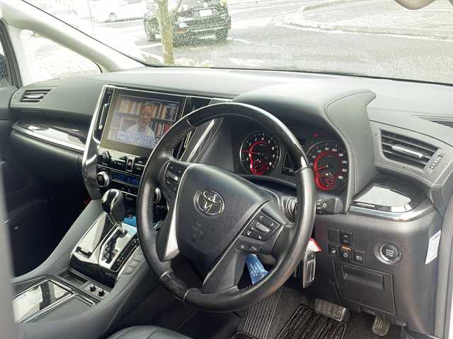 トヨタ アルファード S Cパッケージ 福島県 2021(令3)年 9万km ホワイトパールクリスタルシャイン JBLサウンド/メーカーオプションナビゲーション/アラウンドビューモニター/純正フリップダウンモニター/サンルーフ/両側パワースライドドア/デジタルインナーミラー/黒レザーシート/メモリ付パワーシート/シートヒーター/シートエアコン/ステアリングヒーター/プリクラッシュセーフティ/ブラインドスポットモニター/レーントレーシングアシスト/パーキングサポートブレーキ/クリアランスソナー/ドラレコ前後/オートホールド/LEDオートライト/オートハイビーム