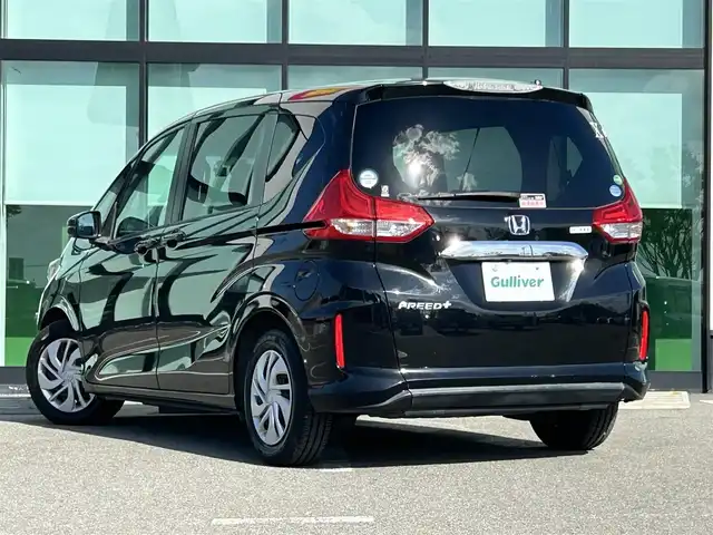 ホンダ フリード＋ G 和歌山県 2016(平28)年 8.8万km クリスタルブラックパール 純正ディスプレイオーディオ/CD/FM/AM/両側パワースライドドア/ドライブレコーダー/ETC/横滑り防止/プッシュスタート/オートエアコン/アイドリングストップ/スマートキー/純正マット/ハロゲンヘッドライト