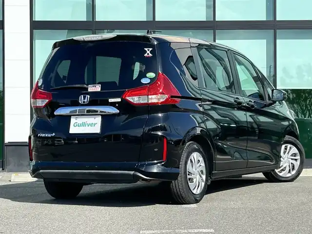 ホンダ フリード＋ G 和歌山県 2016(平28)年 8.8万km クリスタルブラックパール 純正ディスプレイオーディオ/CD/FM/AM/両側パワースライドドア/ドライブレコーダー/ETC/横滑り防止/プッシュスタート/オートエアコン/アイドリングストップ/スマートキー/純正マット/ハロゲンヘッドライト