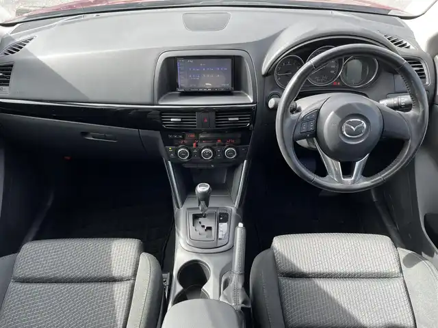 マツダ ＣＸ－５ 20S 沖縄県 2013(平25)年 6.6万km ジールレッドマイカ (株)IDOMが運営する【じしゃロンコザ店】の自社ローン対象車両になります。こちらは現金ご利用時の価格です。自社ローンご希望の方は別途その旨お申付け下さい。/・本土仕入/・社外ナビ/・Bluetooth接続/・TV/・DVD再生/・バックカメラ/・ETC/・スマートキー/・プッシュスタート/・横滑り防止装置/・純正アルミホイール/・純正フロアマット/・オートライト