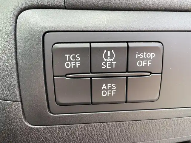 マツダ ＣＸ－５ 20S 沖縄県 2013(平25)年 6.6万km ジールレッドマイカ (株)IDOMが運営する【じしゃロンコザ店】の自社ローン対象車両になります。こちらは現金ご利用時の価格です。自社ローンご希望の方は別途その旨お申付け下さい。/・本土仕入/・社外ナビ/・Bluetooth接続/・TV/・DVD再生/・バックカメラ/・ETC/・スマートキー/・プッシュスタート/・横滑り防止装置/・純正アルミホイール/・純正フロアマット/・オートライト