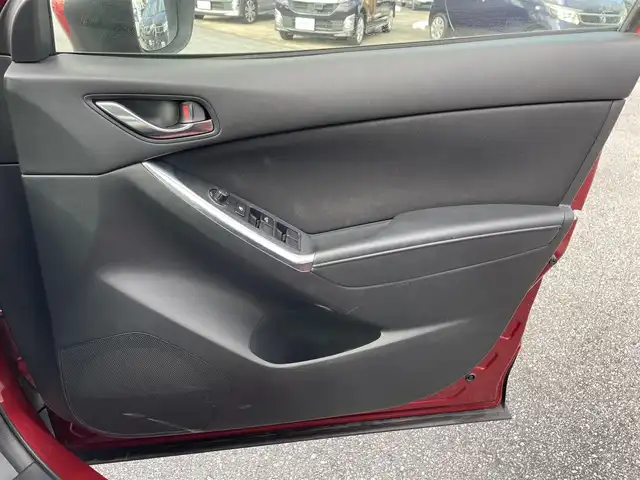 マツダ ＣＸ－５ 20S 沖縄県 2013(平25)年 6.6万km ジールレッドマイカ (株)IDOMが運営する【じしゃロンコザ店】の自社ローン対象車両になります。こちらは現金ご利用時の価格です。自社ローンご希望の方は別途その旨お申付け下さい。/・本土仕入/・社外ナビ/・Bluetooth接続/・TV/・DVD再生/・バックカメラ/・ETC/・スマートキー/・プッシュスタート/・横滑り防止装置/・純正アルミホイール/・純正フロアマット/・オートライト