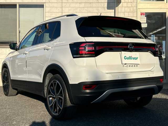 フォルクスワーゲン ＶＷ Ｔ－クロス TSI スタイル 埼玉県 2021(令3)年 2.6万km ピュアホワイト メーカーナビ　/(AM/FM/Bluetooth)/バックカメラ　/前後ドラレコ/ETC2.0　/ルーフレール　/積込スタッドレス純正AWタイヤ16インチ４本　/フォグランプ　/LEDライト　/純正フロア　/コーナーセンサー　/クリアランスソナー　/BSM　/スマートキー　/スペアキー1本 /クルコン追/ISOFIX/TYPE-C充電/電格ミラー/オートライト/ステアリングスイッチ/パドルシフト/プッシュスタート/パーキングセンサー/パーキングアシスト/アイドリング/フロントアシスト/レーンキープアシスト/疲労検知システム/TRC/保証書/取扱説明書/パワーステアリング/パワーウィンドウ