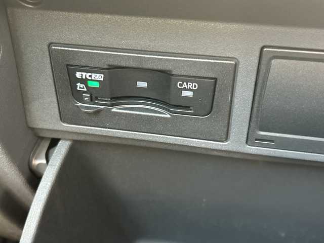 フォルクスワーゲン ＶＷ Ｔ－クロス TSI スタイル 埼玉県 2021(令3)年 2.6万km ピュアホワイト メーカーナビ　/(AM/FM/Bluetooth)/バックカメラ　/前後ドラレコ/ETC2.0　/ルーフレール　/積込スタッドレス純正AWタイヤ16インチ４本　/フォグランプ　/LEDライト　/純正フロア　/コーナーセンサー　/クリアランスソナー　/BSM　/スマートキー　/スペアキー1本 /クルコン追/ISOFIX/TYPE-C充電/電格ミラー/オートライト/ステアリングスイッチ/パドルシフト/プッシュスタート/パーキングセンサー/パーキングアシスト/アイドリング/フロントアシスト/レーンキープアシスト/疲労検知システム/TRC/保証書/取扱説明書/パワーステアリング/パワーウィンドウ