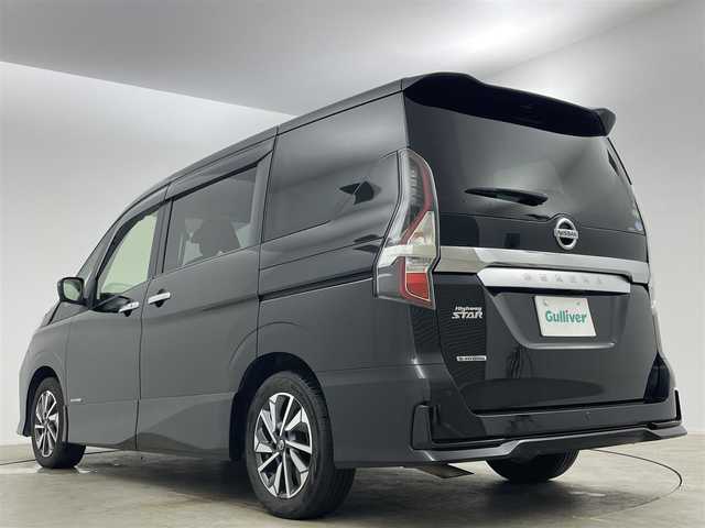 日産 セレナ ハイウェイスター V 岡山県 2021(令3)年 6.7万km ダイヤモンドブラック 純正９インチナビ　プロパイロット　衝突軽減ブレーキシステム　両側電動スライドドア　アラウンドビューモニター　ビルトインＥＴＣ　シートヒーター　ステアリングヒーター　デジタルインナーミラー　ＬＥＤライト