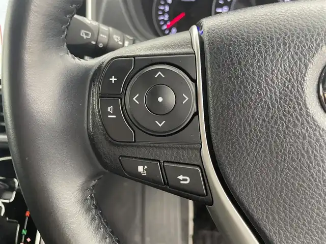 トヨタ ヴォクシー ZS 煌Ⅲ 富山県 2020(令2)年 3.9万km ブラック 1オーナー/社外前後ドラレコ/純正12.1型フリップダウンモニター/純正10インチナビ（NSZN-Z68T）/　　ーーハイレゾCD、DVD、BT、MSV（SD）/フルセグTV/HDMI端子/バックカメラ/前後コーナーセンサー/ビルトインETC2.0/両側パワースライドドア/スマートキー＋プッシュスタート/LEDヘッドライト/フォグ/社外スタッドレスタイヤセット積み込み/クルコン/ハーフレザー調シート/プリクラッシュセーフティ/LDA（レーンディパーチャーアラート）/先行車発進告知/保証書、取説/スペアキー