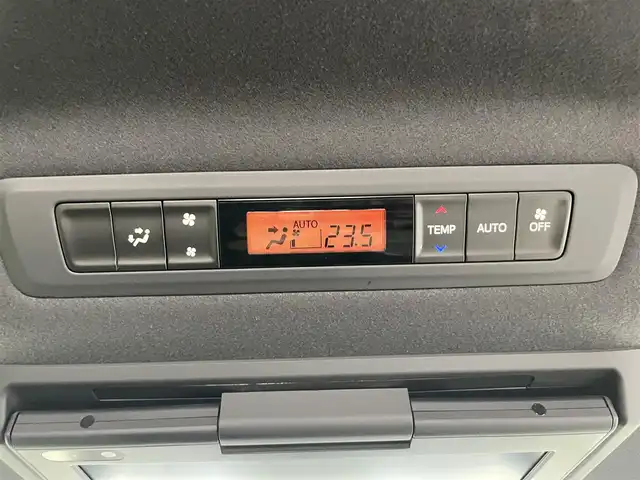 トヨタ ヴォクシー ZS 煌Ⅲ 富山県 2020(令2)年 3.9万km ブラック 1オーナー/社外前後ドラレコ/純正12.1型フリップダウンモニター/純正10インチナビ（NSZN-Z68T）/　　ーーハイレゾCD、DVD、BT、MSV（SD）/フルセグTV/HDMI端子/バックカメラ/前後コーナーセンサー/ビルトインETC2.0/両側パワースライドドア/スマートキー＋プッシュスタート/LEDヘッドライト/フォグ/社外スタッドレスタイヤセット積み込み/クルコン/ハーフレザー調シート/プリクラッシュセーフティ/LDA（レーンディパーチャーアラート）/先行車発進告知/保証書、取説/スペアキー