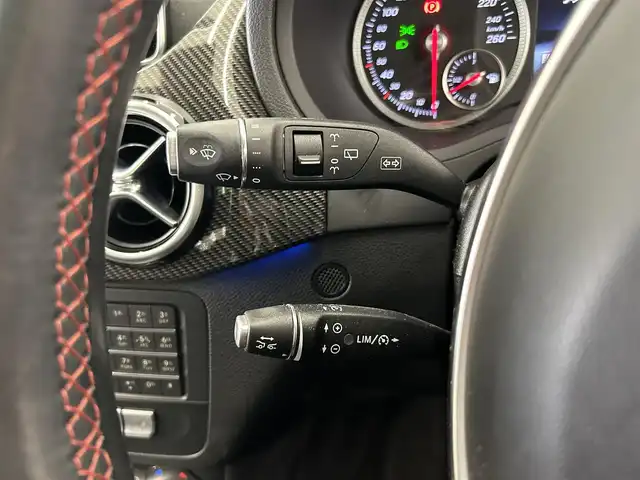 メルセデス・ベンツ Ｂ２５０ 岡山県 2015(平27)年 3.8万km コスモスブラック パノラマガラスＳＲ　/ｈａｒｍａｎ／ｋａｒｄｏｎ　/デイタイムライト　/ＬＥＤヘッドライト　/純正メモリナビ　/フルセグＴＶ　/バックカメラ　/パーキングアシスト/シートヒーター　/前後ドラレコ/ドアバイザー/レーダークルーズコントロール/ESP/衝突防止アシストプラス/アテンションアシスト/BSA/LKA/キーレスゴー/アイドリングストップ