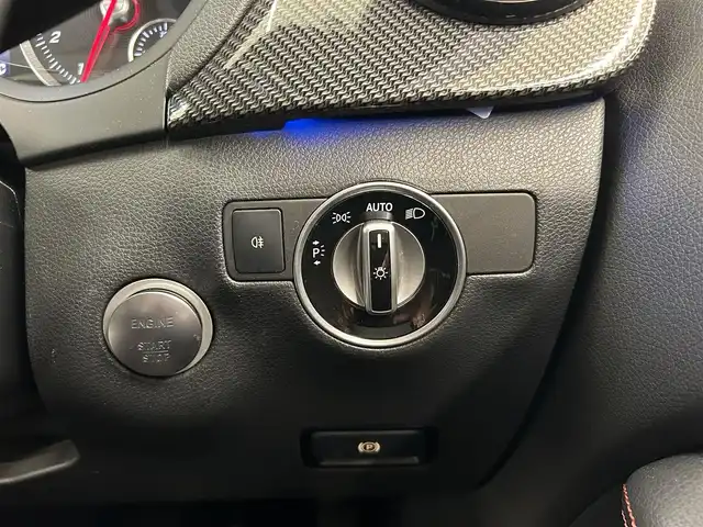 メルセデス・ベンツ Ｂ２５０ 岡山県 2015(平27)年 3.8万km コスモスブラック パノラマガラスＳＲ　/ｈａｒｍａｎ／ｋａｒｄｏｎ　/デイタイムライト　/ＬＥＤヘッドライト　/純正メモリナビ　/フルセグＴＶ　/バックカメラ　/パーキングアシスト/シートヒーター　/前後ドラレコ/ドアバイザー/レーダークルーズコントロール/ESP/衝突防止アシストプラス/アテンションアシスト/BSA/LKA/キーレスゴー/アイドリングストップ