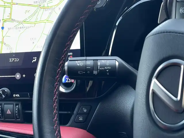 レクサス ＮＸ 350h Fスポーツ 山梨県 2023(令5)年 1.9万km ホワイトノーヴァガラスフレーク Pサンルーフ /三眼LED /赤黒革 /全周囲カメラ/OP20インチ/橙キャリパー/シートヒーター/ベンチレーション/Pシート/ACC/BSA/Pバックドア/置き型充電/BT/ミラーキャスト/フルセグ/取説/記録簿/ETC2.0/スペアキー