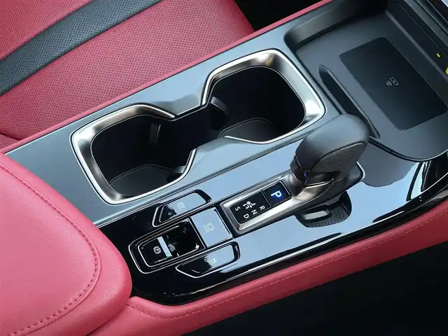 レクサス ＮＸ 350h Fスポーツ 山梨県 2023(令5)年 1.9万km ホワイトノーヴァガラスフレーク Pサンルーフ /三眼LED /赤黒革 /全周囲カメラ/OP20インチ/橙キャリパー/シートヒーター/ベンチレーション/Pシート/ACC/BSA/Pバックドア/置き型充電/BT/ミラーキャスト/フルセグ/取説/記録簿/ETC2.0/スペアキー