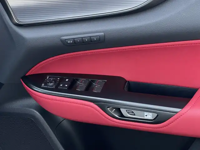 レクサス ＮＸ 350h Fスポーツ 山梨県 2023(令5)年 1.9万km ホワイトノーヴァガラスフレーク Pサンルーフ /三眼LED /赤黒革 /全周囲カメラ/OP20インチ/橙キャリパー/シートヒーター/ベンチレーション/Pシート/ACC/BSA/Pバックドア/置き型充電/BT/ミラーキャスト/フルセグ/取説/記録簿/ETC2.0/スペアキー