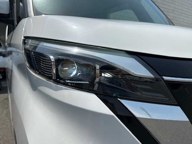 日産 ルークス HWS Gターボ プロパイロットED 大阪府 2021(令3)年 1.2万km ホワイトパール プロパイロット/横滑り防止装置/レーンキープアシスト/コーナーセンサー/衝突被害軽減システム/ABS/エマージェンシーブレーキ/クリアランスソナー/電子パーキングブレーキ/ステアリングスイッチ/シートヒーター/オートライト/オートハイビーム/純正アルミホイール/純正フロアマット/ドアバイザー/両側パワースライドドア/スマートキー（2本）