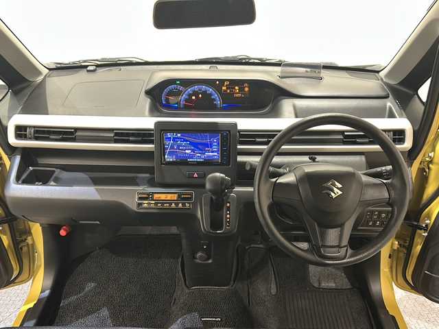 スズキ ワゴンＲ HYBRID FX 新潟県 2018(平30)年 3.3万km サニーイエローM デュアルセンサーブレーキサポート/純正メモリナビ/フルセグTV/バックカメラ/シートヒーター /ヘッドアップディスプレイ/社外ホイールスタッドレスタイヤ車載