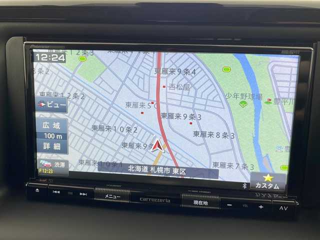 トヨタ ノア X 道央・札幌 2020(令2)年 4.2万km ホワイトパールクリスタルシャイン ・4WD/寒冷地仕様/・トヨタセーフティセンス/・プリクラッシュセーフティ/・横滑り防止装置/レーンアシスト/・クルーズコントロール/・社外ナビ/・BT/CD/DVD/USB/・片側パワースライドドア/・LEDオートライト/オートマチックハイビーム/・リモコンキー/・リアオートエアコン/・15インチサマータイヤ積込AW付