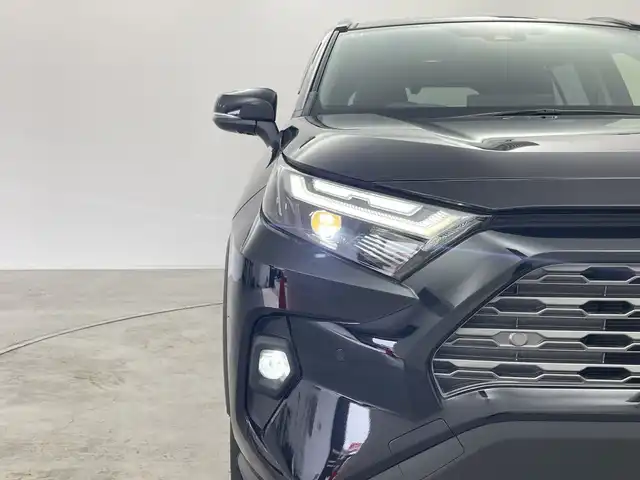 トヨタ ＲＡＶ４ ハイブリットG 群馬県 2024(令6)年 1.7万km アティチュードブラックマイカ サンルーフ 純正10.5型ナビ 4WD 衝突被害軽減ブレーキ　アダプティブクルーズコントロール　全周囲カメラ　デジタルインナーミラー　ステアリングヒーター　シートヒーター　レザーシート　禁煙車