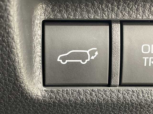 トヨタ ＲＡＶ４ ハイブリットG 群馬県 2024(令6)年 1.7万km アティチュードブラックマイカ サンルーフ 純正10.5型ナビ 4WD 衝突被害軽減ブレーキ　アダプティブクルーズコントロール　全周囲カメラ　デジタルインナーミラー　ステアリングヒーター　シートヒーター　レザーシート　禁煙車