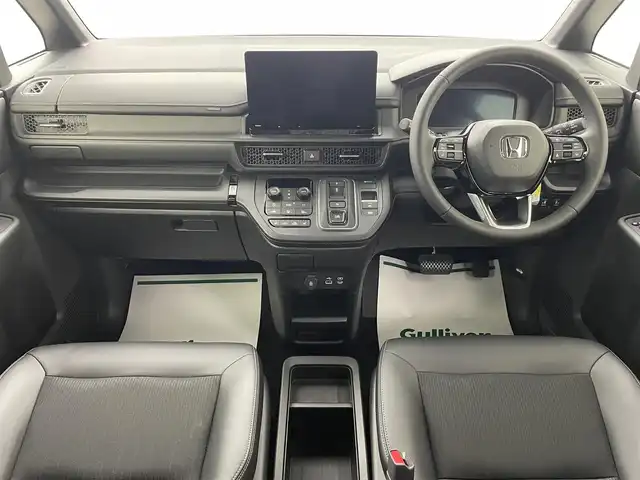 ホンダ ステップワゴン スパーダ eHEV 埼玉県 2025(令7)年 0.1千km クリスタルブラックパール 登録済未使用車 純正11.4型ナビ TV DVD BSM　レーダークルーズコントロール　コーナーセンサー　レーンアシスト　シートヒーター　電動リアゲート　バックカメラ　両側電動　ハーフレザーシート　禁煙車