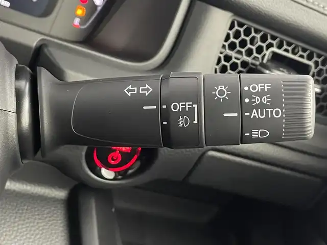 ホンダ ステップワゴン スパーダ eHEV 埼玉県 2025(令7)年 0.1千km クリスタルブラックパール 登録済未使用車 純正11.4型ナビ TV DVD BSM　レーダークルーズコントロール　コーナーセンサー　レーンアシスト　シートヒーター　電動リアゲート　バックカメラ　両側電動　ハーフレザーシート　禁煙車