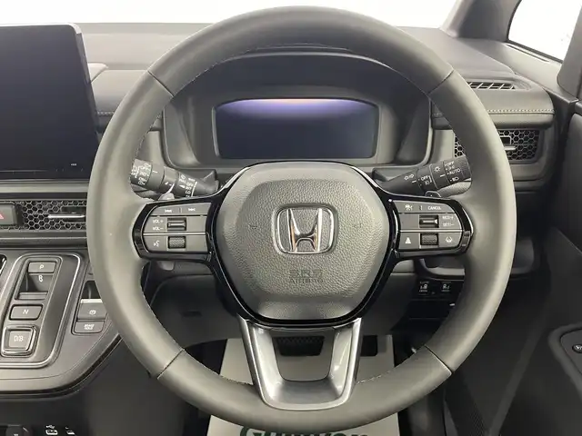 ホンダ ステップワゴン スパーダ eHEV 埼玉県 2025(令7)年 0.1千km クリスタルブラックパール 登録済未使用車 純正11.4型ナビ TV DVD BSM　レーダークルーズコントロール　コーナーセンサー　レーンアシスト　シートヒーター　電動リアゲート　バックカメラ　両側電動　ハーフレザーシート　禁煙車