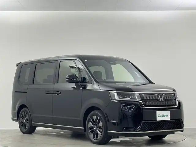 ホンダ ステップワゴン スパーダ eHEV 埼玉県 2025(令7)年 0.1千km クリスタルブラックパール 登録済未使用車 純正11.4型ナビ TV DVD BSM　レーダークルーズコントロール　コーナーセンサー　レーンアシスト　シートヒーター　電動リアゲート　バックカメラ　両側電動　ハーフレザーシート　禁煙車